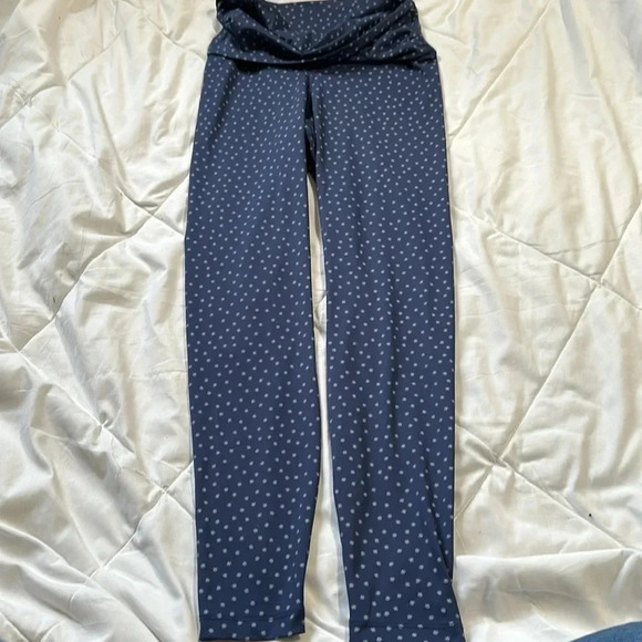 Nike Yoga High-Rise Dots Twist 7/8 Leggings size small - Picture 2 of 5